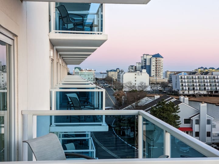 Room With A View, Christmas 2021 Edition